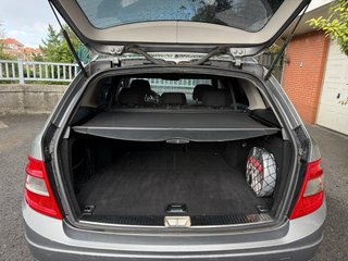 Mercedes-Benz Clase C 2011