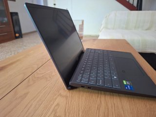 MSI Prestige 14 A12UC - Portátil Seminuevo