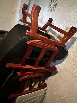 2 Mecedoras tapizadas madera y tela