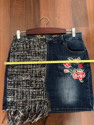 Falda Desigual vaquera patchwork flecos