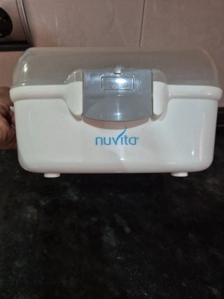 Esterilizador de biberones Nuvita Rebajado.