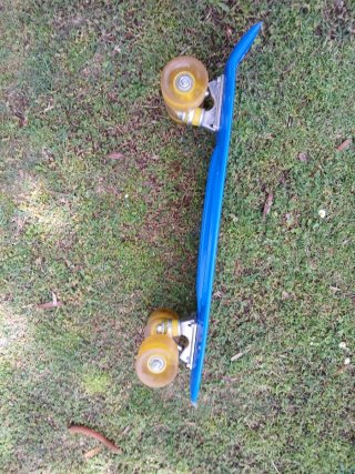 Skate Penny Azul Ruedas Amarillas