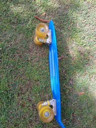 Skate Penny Azul Ruedas Amarillas