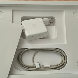 Apple Macbook Pro 14" 2021 M1 Pro - Perfetto