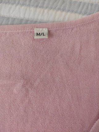 Jersey fino rosa cuello pico