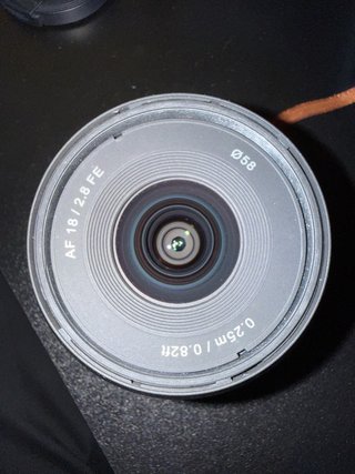 Objetivo Samyang AF 18mm f/2.8 FE