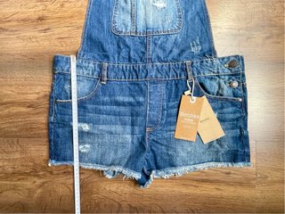 Peto corto vaquero Bershka