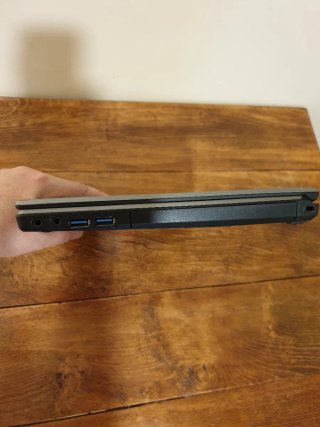 Fujitsu LIFEBOOK E736 i7-6600U