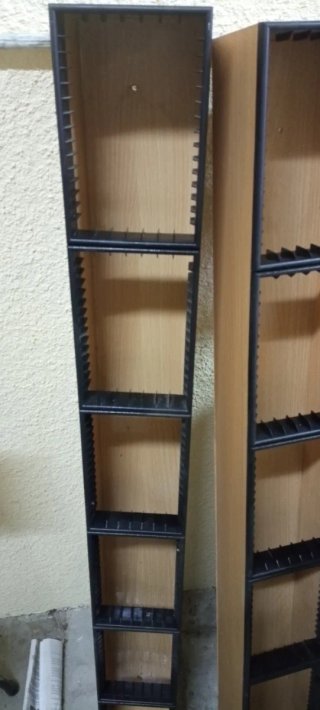 2 Estanterías para CDs Madera y Plástico