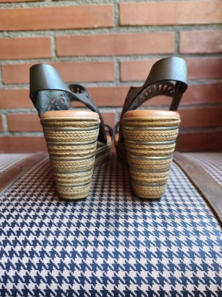 Sandalias de piel Bonita