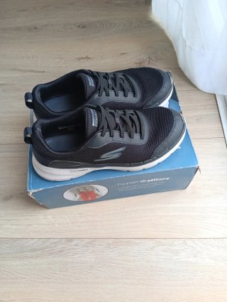 Skechers GoWalk 6 Talla 42.5