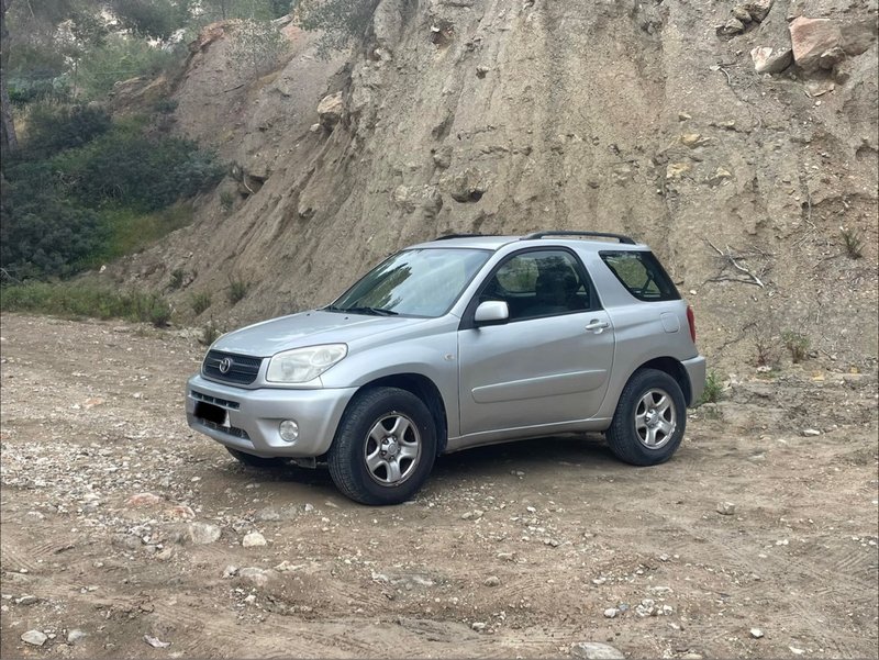 Toyota RAV4 2005 - foto 1