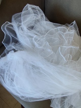Vestido de Novia Blanco de Seda Salvaje.