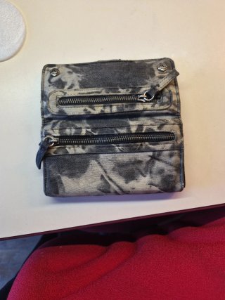Cartera Roxy Gris y Negra