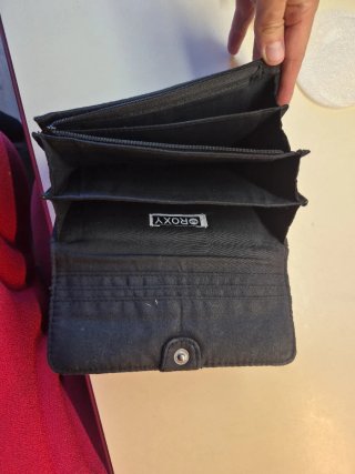 Cartera Roxy Gris y Negra