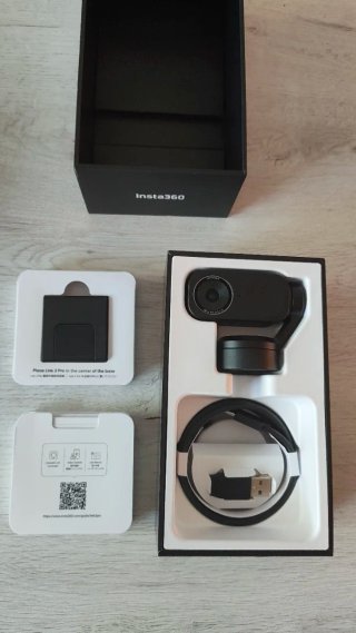 Insta360 Link 2 Pro Webcam 4K AI Professionale