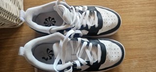 Zapatillas Nike Niños Negras y Blancas
