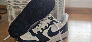 Zapatillas Nike Niños Negras y Blancas