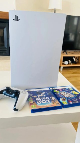 Consola PlayStation 5 + Mando y Juegos
