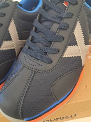 Zapatillas Munich Azul y Naranja Talla 44