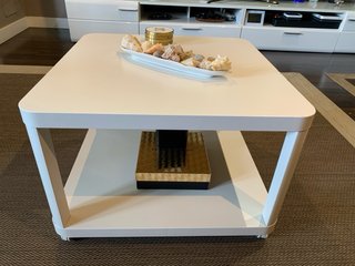 Mesa auxiliar Ikea salón/comedor