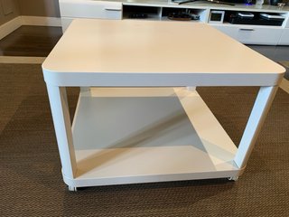 Mesa auxiliar Ikea salón/comedor