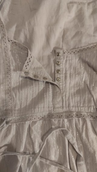 Vestido plateado con brillos