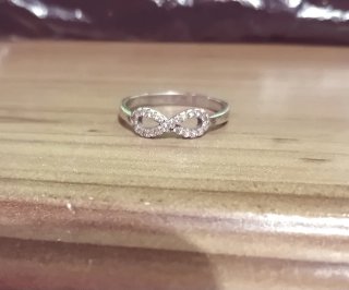 Anillo Infinity de Plata Rodiada