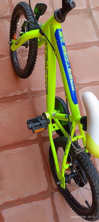 Bicicleta Infantil 16 A-Tractor PRESTIGE PLUS.
