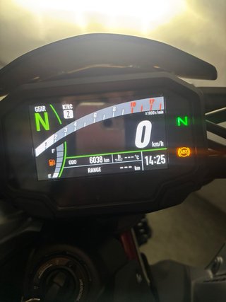 Kawasaki Z900 2024 A2