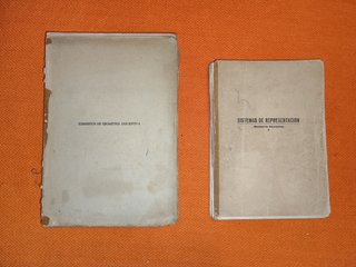 Libros de Geometría Descriptiva antiguos