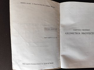 Libros de Geometría Descriptiva antiguos