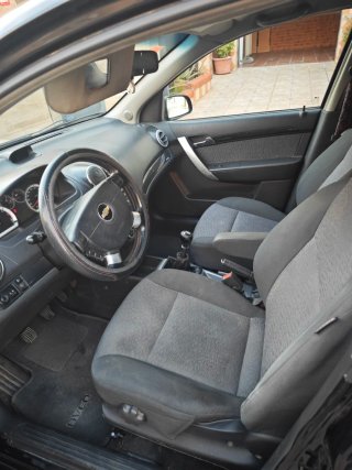 Chevrolet AVEO LT 2010