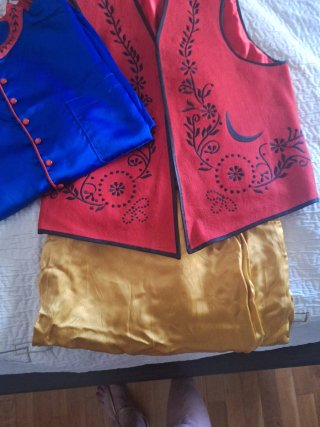 Traje tradicional chaleco, camisa y pantalón