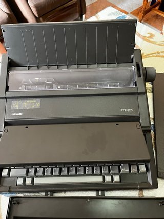Olivetti PTP 820 Máquina de Escribir