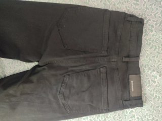 Pantalón negro Stradivarius skinny