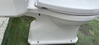 Inodoro Valadares Neoclassica Blanco