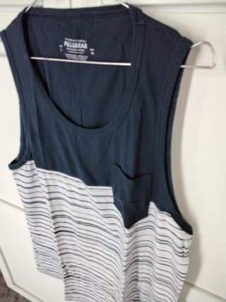 Camiseta Pull&Bear.