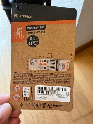 Inflador B'Twin 500 con manómetro