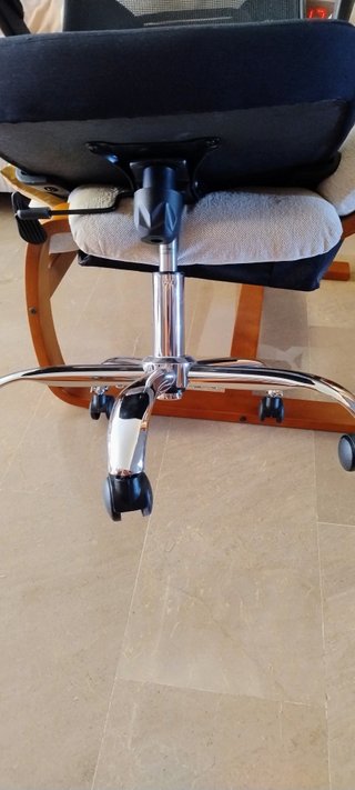 Silla de escritorio ajustable. Como nueva