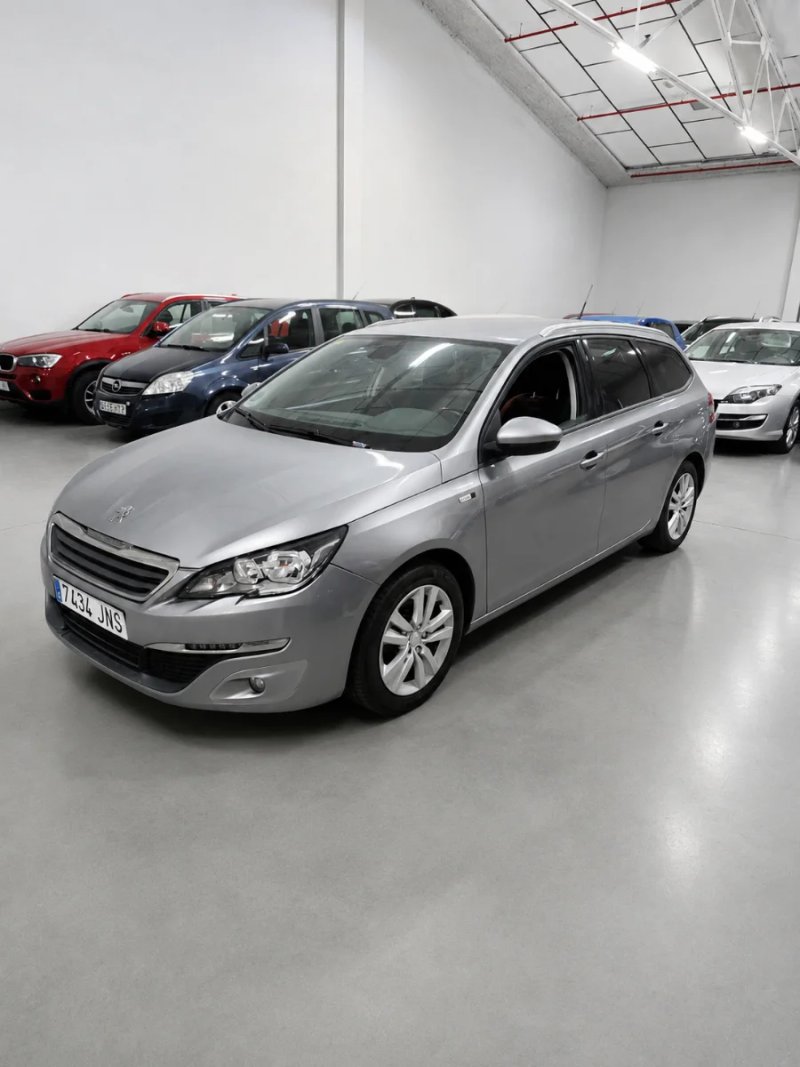 Peugeot 308 2016