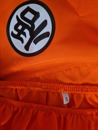2 disfracesGoku Talla S y M