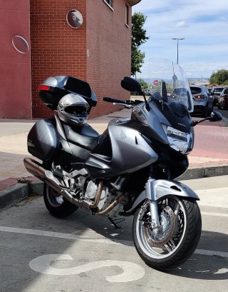 Honda Deauville NT 700 V ABS 23.000 km
