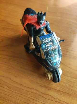 Moto de Batman con figura