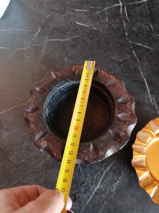 Cenicero madera y metal dorado