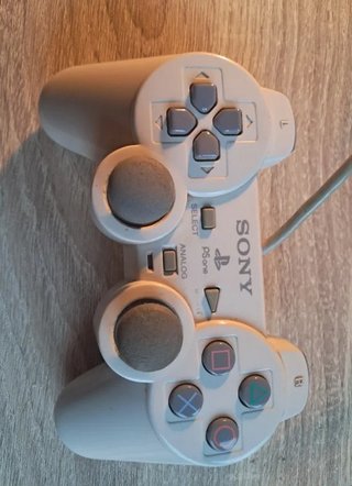 Lote Sony PSone Blanca + Accesorios