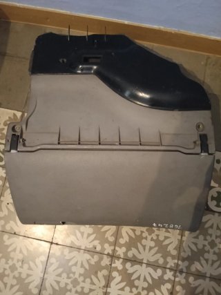 Guantera Audi A4 2007