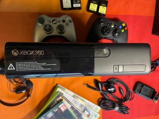 Consola Xbox 360 Super Slim E Negra