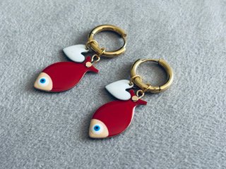 Pendientes Aro Dorados con Colgante Pez Rojo