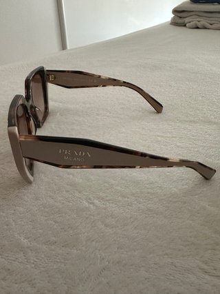 Óculos de Sol Prada Tortoise